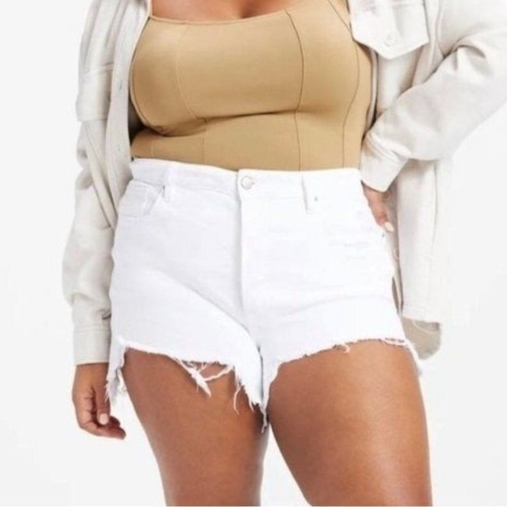 Good American bombshell short White Jean Shorts size 18 new with tags